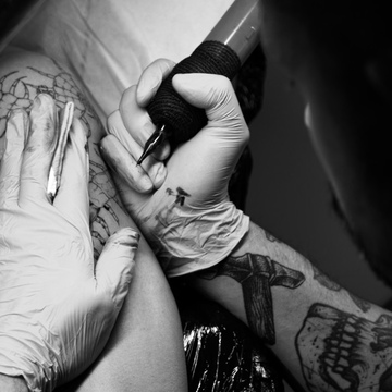Fais confiance à Encre Noire Tatouage et réalise le tatouage qui te correspond